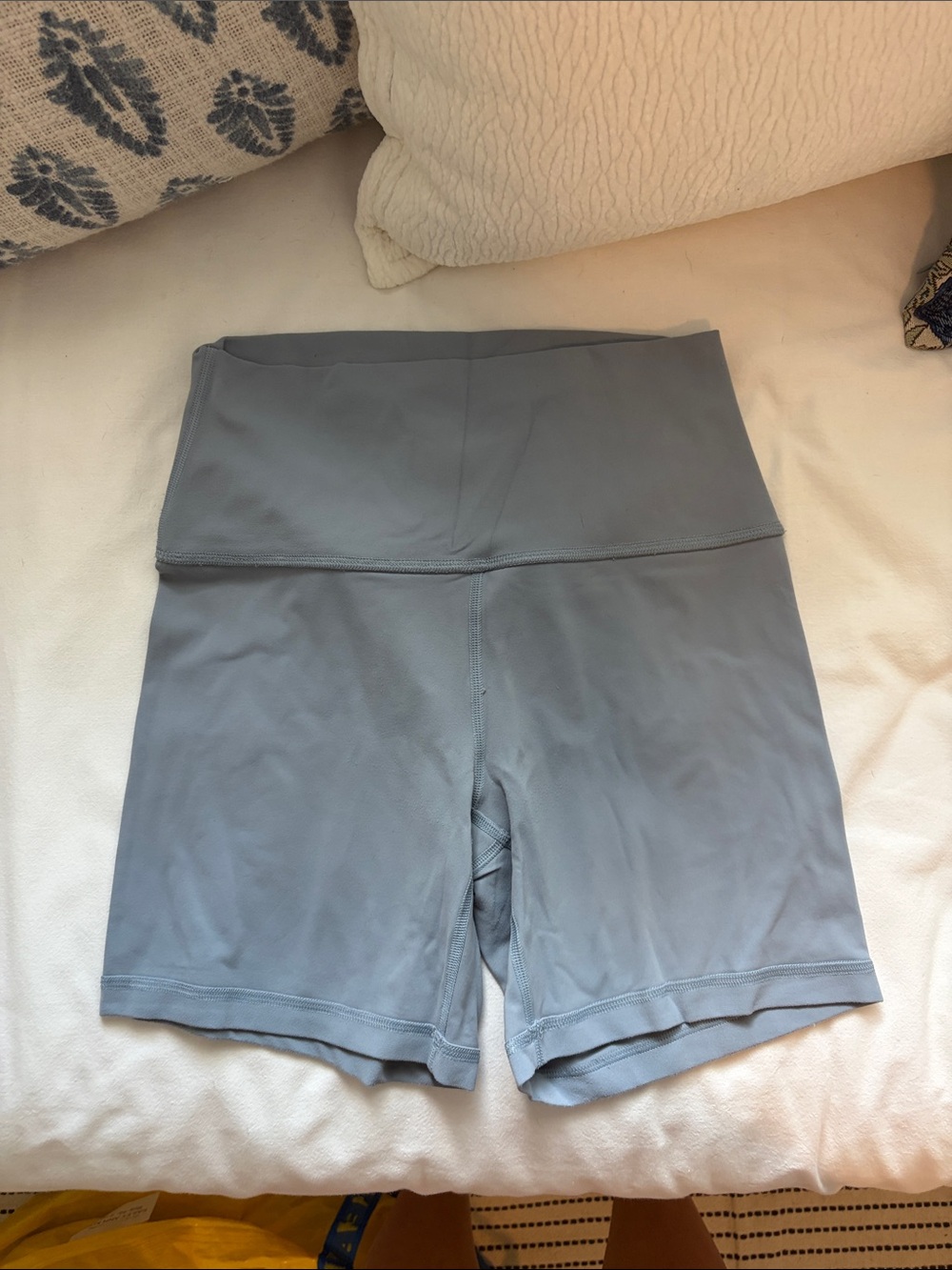 High-Waist Women’s Athletic Bike Shorts — Light Gray